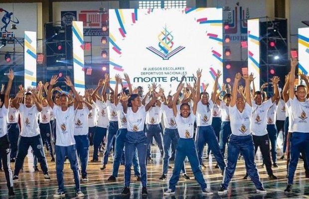 Monte Plata de fiesta con los IX Juegos Escolares 2019