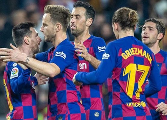 Barcelona gana en el debut de Quique Setién con gol de Messi