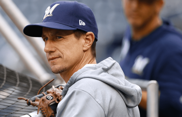 Milwaukee le otorga extensión de contrato a su dirigente Craig Counsell