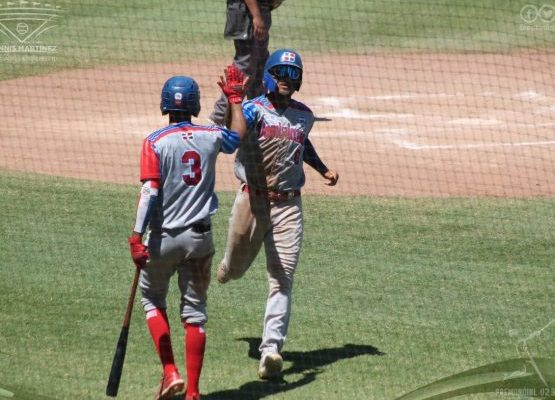 RD le produce súper nocaout al Salvador en clasificatorio de béisbol sub-23
