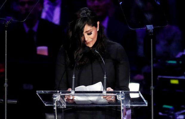 Vanessa Bryant se despide de su esposo e hija con un conmovedor discurso
