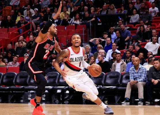 Portland derrota al Heat y empañan debut de Andre Iguodala