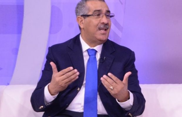 Gobierno debe mantener cierre de escuelas y colegios