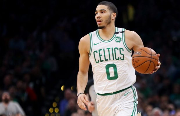Boston Celtics logra pasar a la postemporada con gran actución de Jayson Tatum