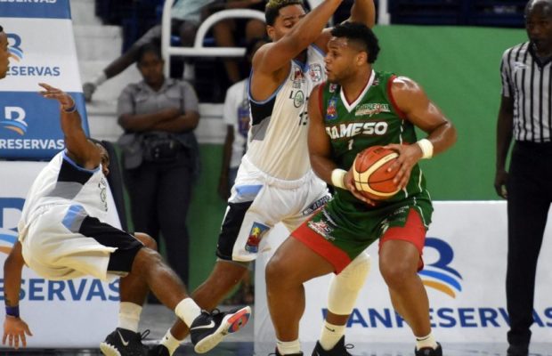 Luis Santos  guía triunfo de Bameso en TBS Distrito