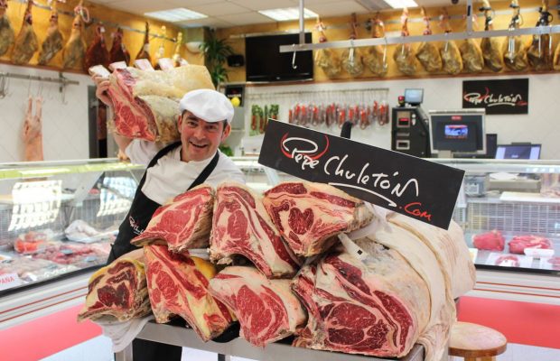 Barbacoa en familia, una opción para divertirse sin salir de casa