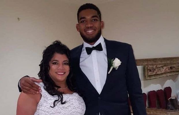 Madre de Karl Twons, en coma inducido por Coronavirus
