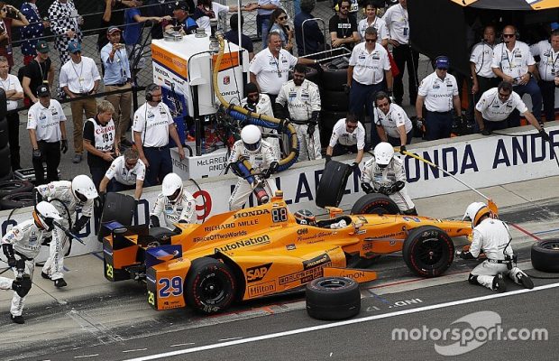 La escudería McLaren se retira del Gran Premio de Australia por un positivo en coronavirus