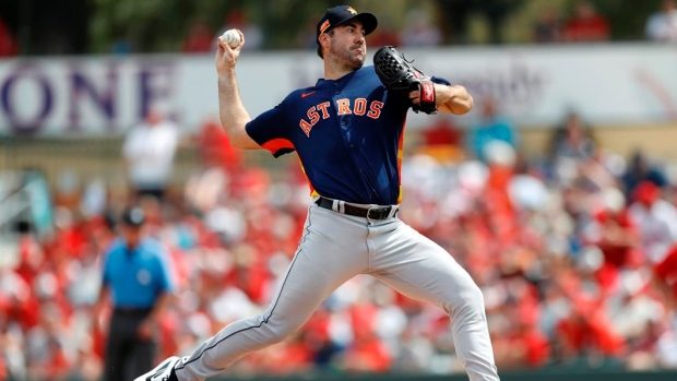 Justin Verlander abandona salida por lesión en el tríceps