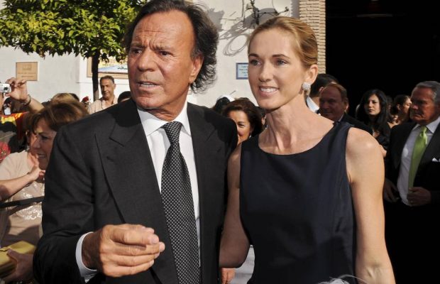 Muere suegra de Julio Iglesias