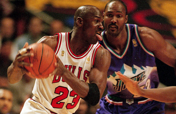 Netflix adelantará serie de último año de Michael Jordan por COVID-19
