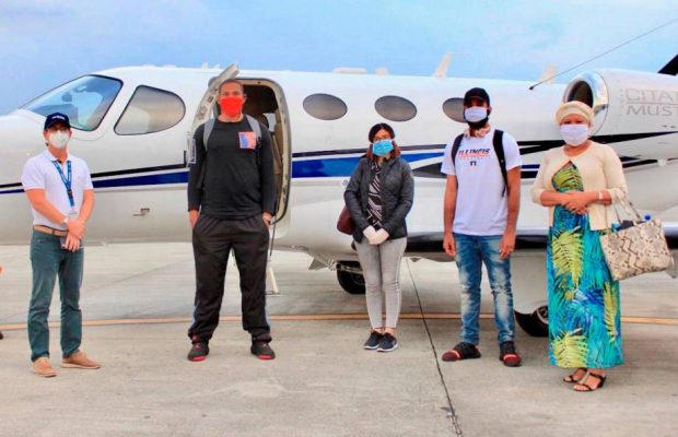 Llegaron al país atletas que estaban varados en el Salvador y Colombia por el COVID-19