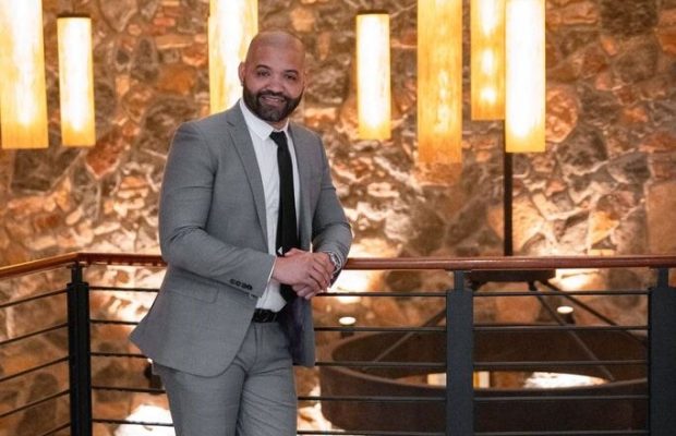 Erik Roberto: el barbero dominicano que triunfa en Nueva York