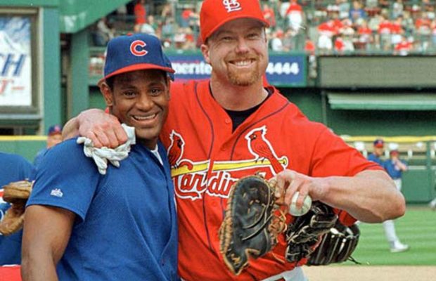 Mark MacGwire y Sammy Sosa tendrán un documental que mostrará su épica batalla de jonrones
