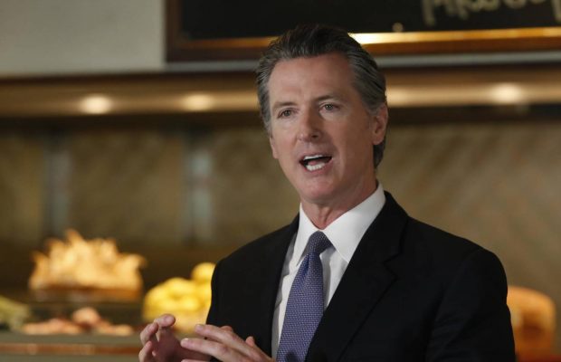 Gobernador de California da visto bueno al deporte profesional