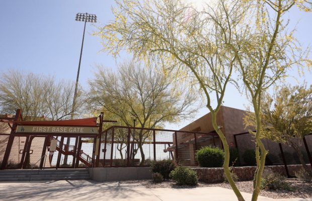 Dodgers reabren parcialmente sus instalaciones