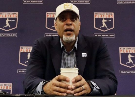Asociación de peloteros rechazan última oferta; MLB ordenará reinicio