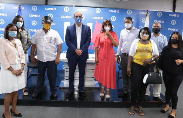 Ex candidata a la alcaldía en SDO se juramenta hoy en el PRM