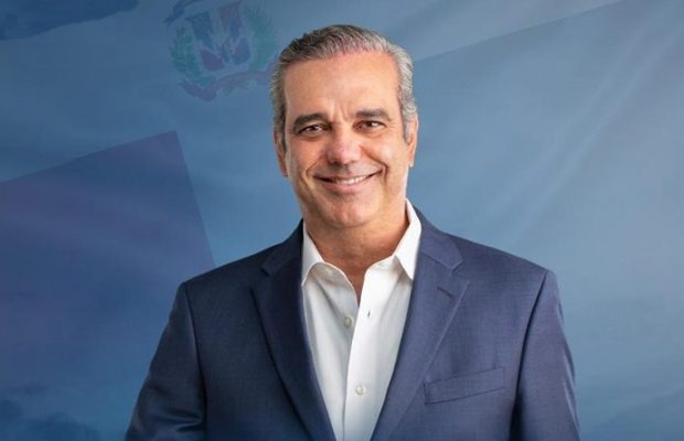 Emotivas palabras del virtual presidente electo Luis Abinader