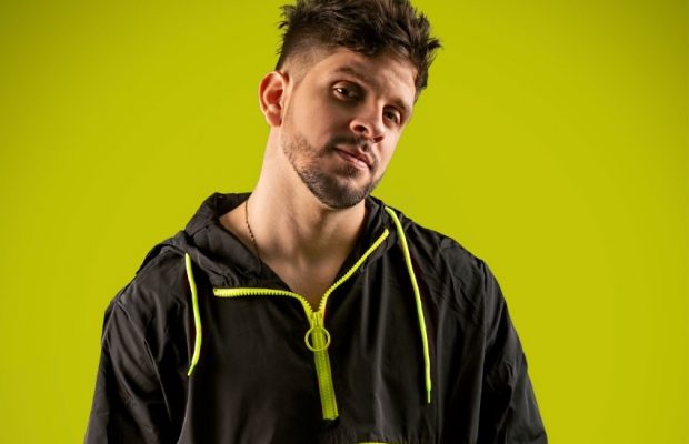 Cantante Sange promociona su reciente sencillo, “Locura”