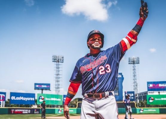 El dominicano Nelson Cruz gana premio Muhammad Ali Humanitario de los Deportes 2020