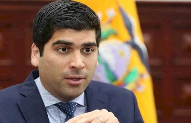La renuncia del vicepresidente de Ecuador
