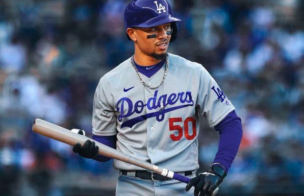 Mookie Betts firma extensión con Dodgers por 12 años y $365 millones de dólares