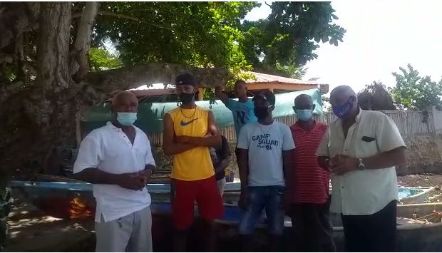 Organización de pescadores respaldan proyecto de Milton Olivo