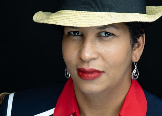 Alexandra Farías, la escritora dominicana que destaca por su estilo peculiar