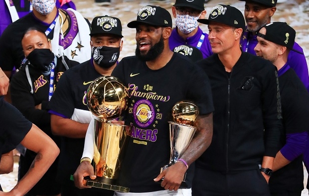 Lakers logran corona 17; LeBrom James, seleccionado Jugador Más Valioso