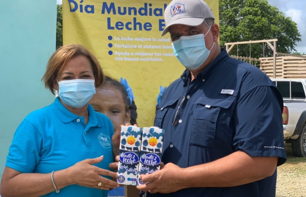 Donación de CONALECHE por el Día Mundial de la Leche Escolar