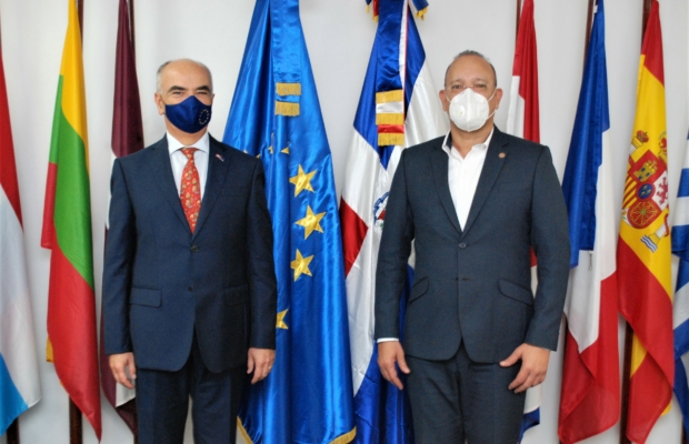 PROINDUSTRIA y Unión Europea discuten planes de cooperación beneficiaria sector industrial