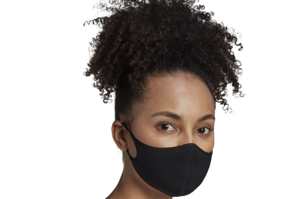 adidas lanza mascarilla reutilizable