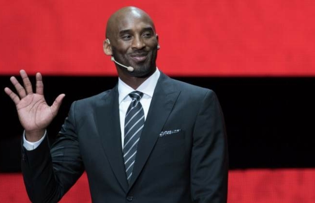 Museo Afroamericano de EEUU honra a Kobe Bryant en exhibición por su huella