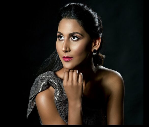 658DA14C-DE33-4654-B559-FF135F2E78D3