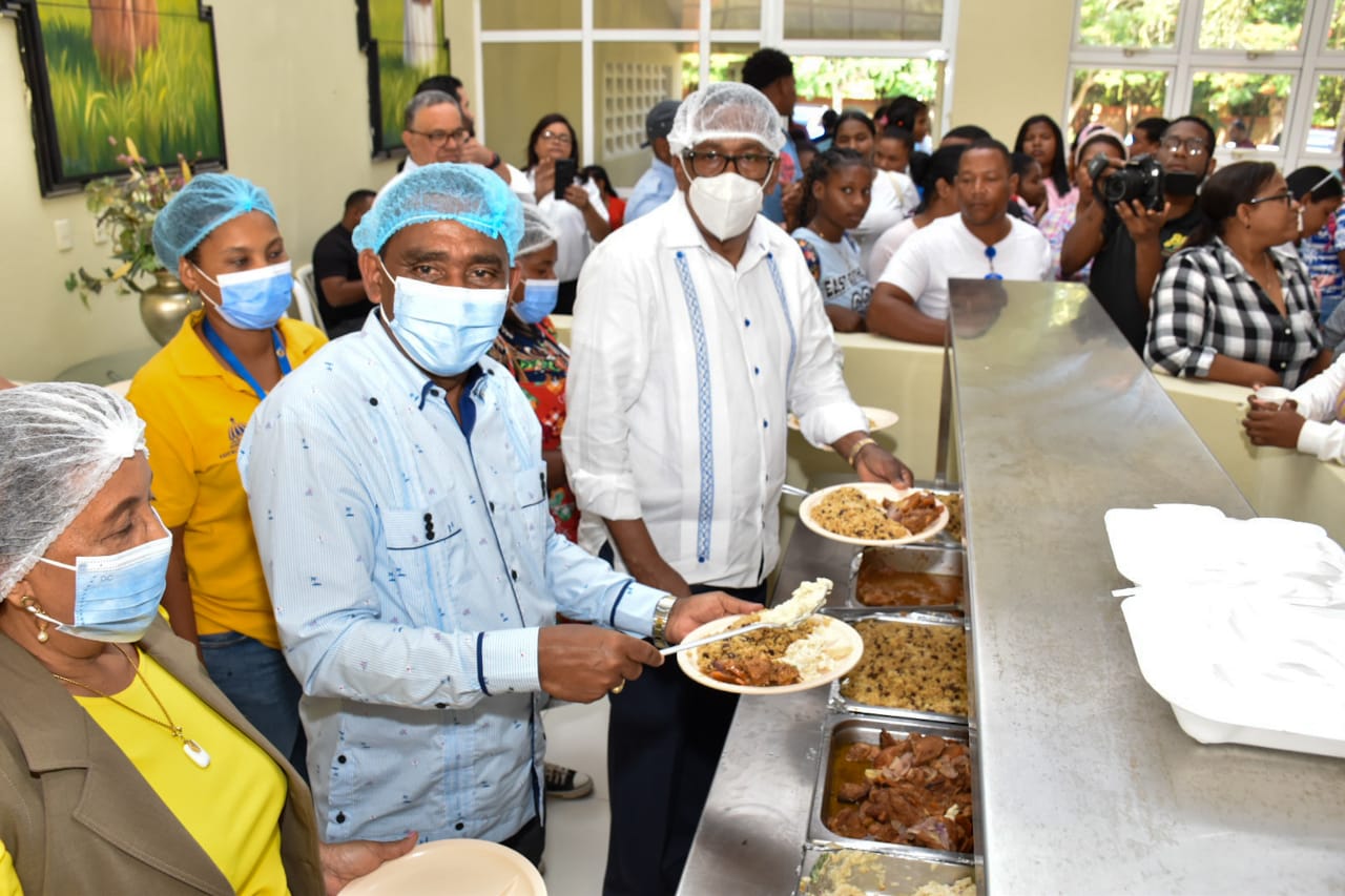 Ponen en funcionamiento comedor universitario  Recinto UASD-Barahona