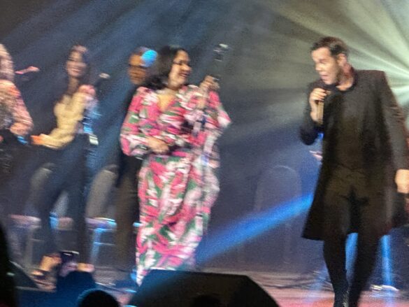 42D96F07-DF9B-47E1-8605-B063A8105540