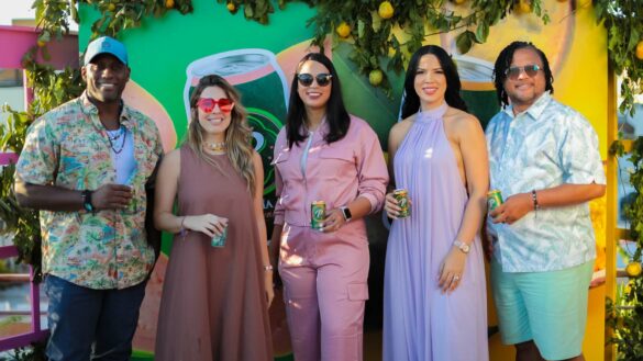 1. Enrique Quailey, Stefany Romero, Noelia Merejo, Yubelkis Peralta y Aquiles Correa