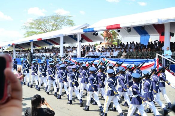 Cadetes en el desfile.