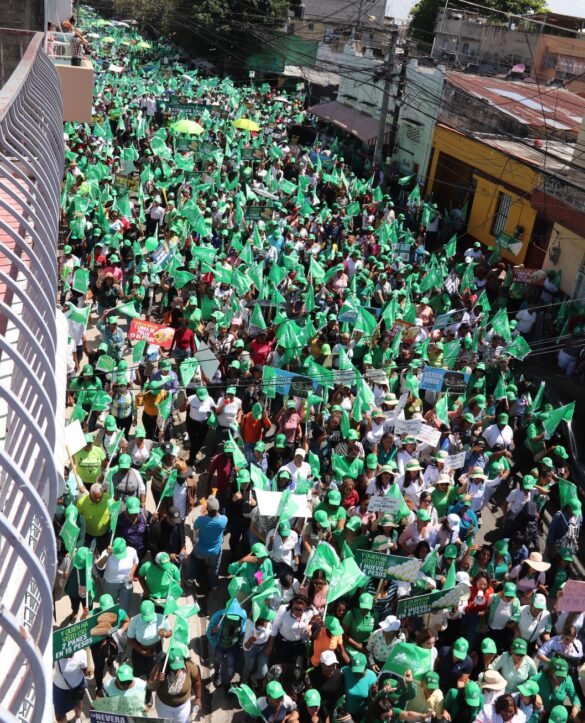 Marcha Muejres Fuerza del Pueblo