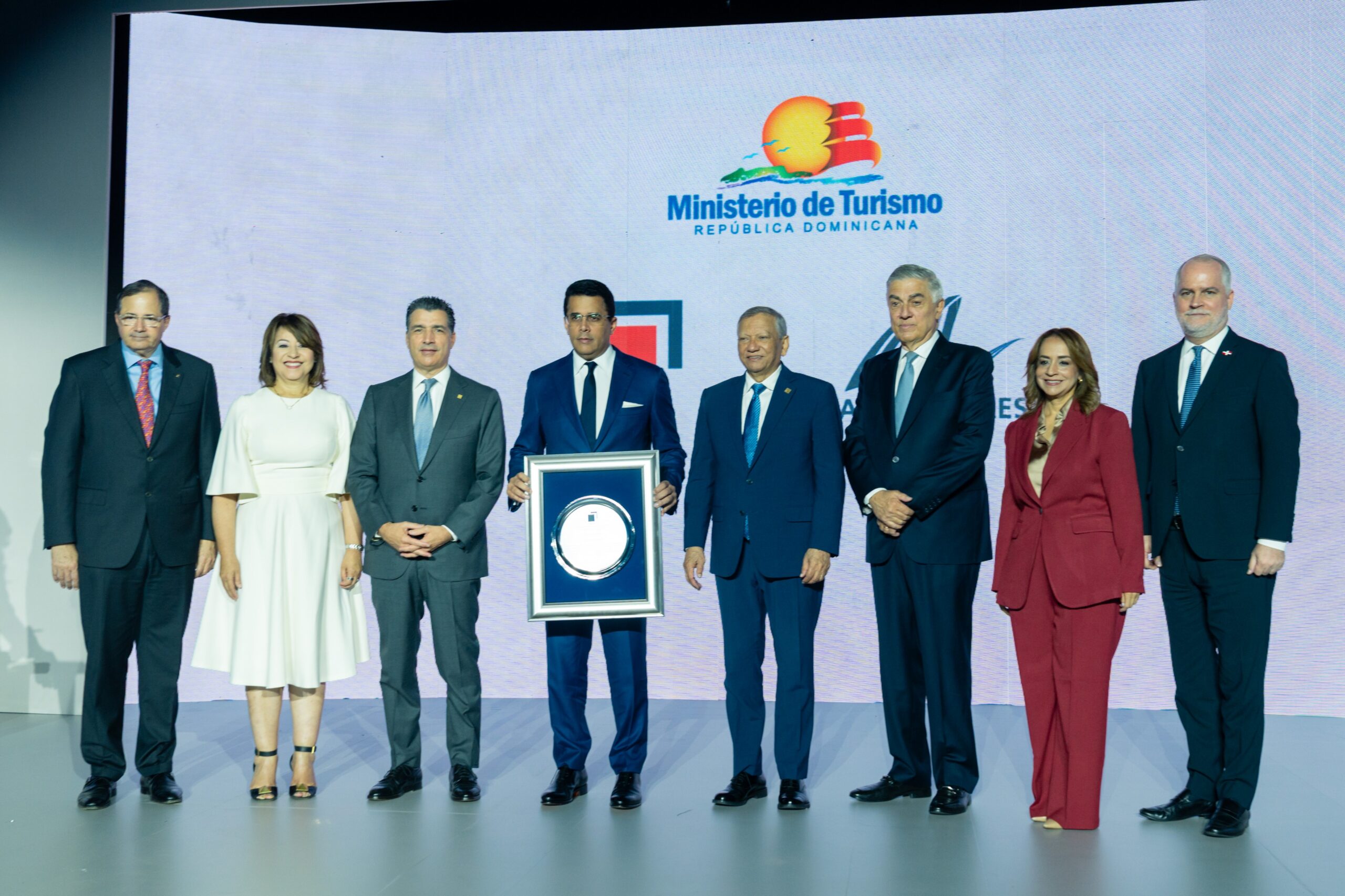 Banco Popular afianza su liderazgo en financiamiento turístico con cartera superior a US$1,000 millones