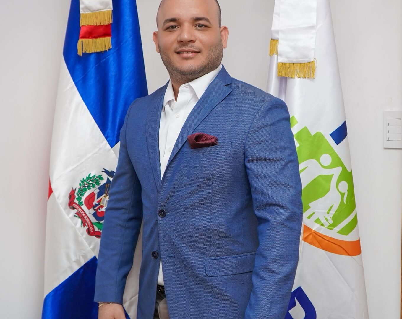 Periodista Pablo Gómez destaca avances de la comunicación dominicana