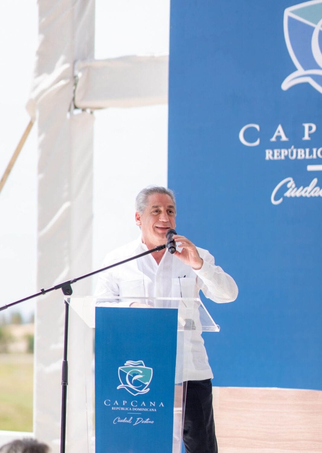 Hazoury apuesta por la unidad y posiciona al turismo como escudo económico ante la crisis global