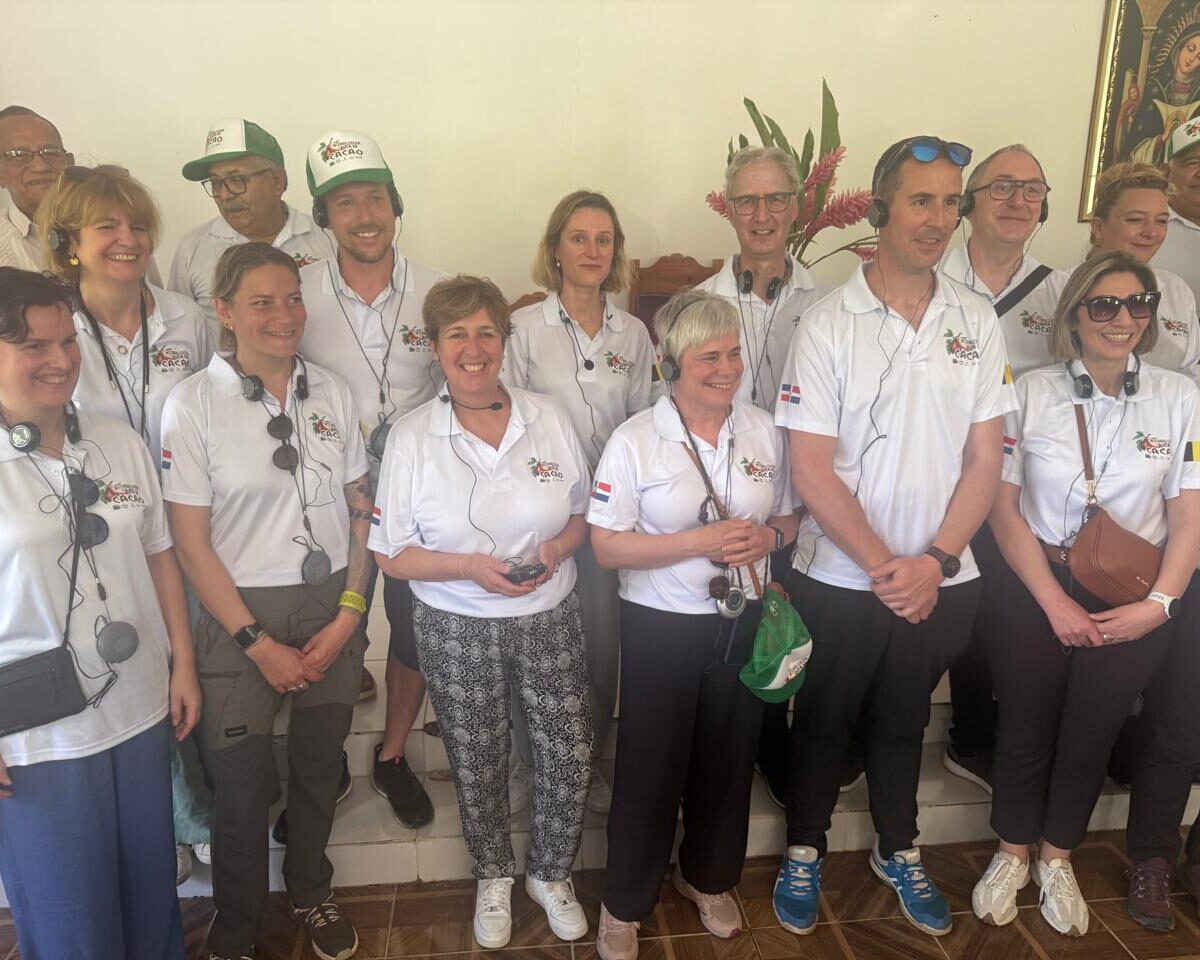 Sindicalistas belgas de visita en RD alzan su voz en defensa del trabajo digno en el sector cacaotero nacional