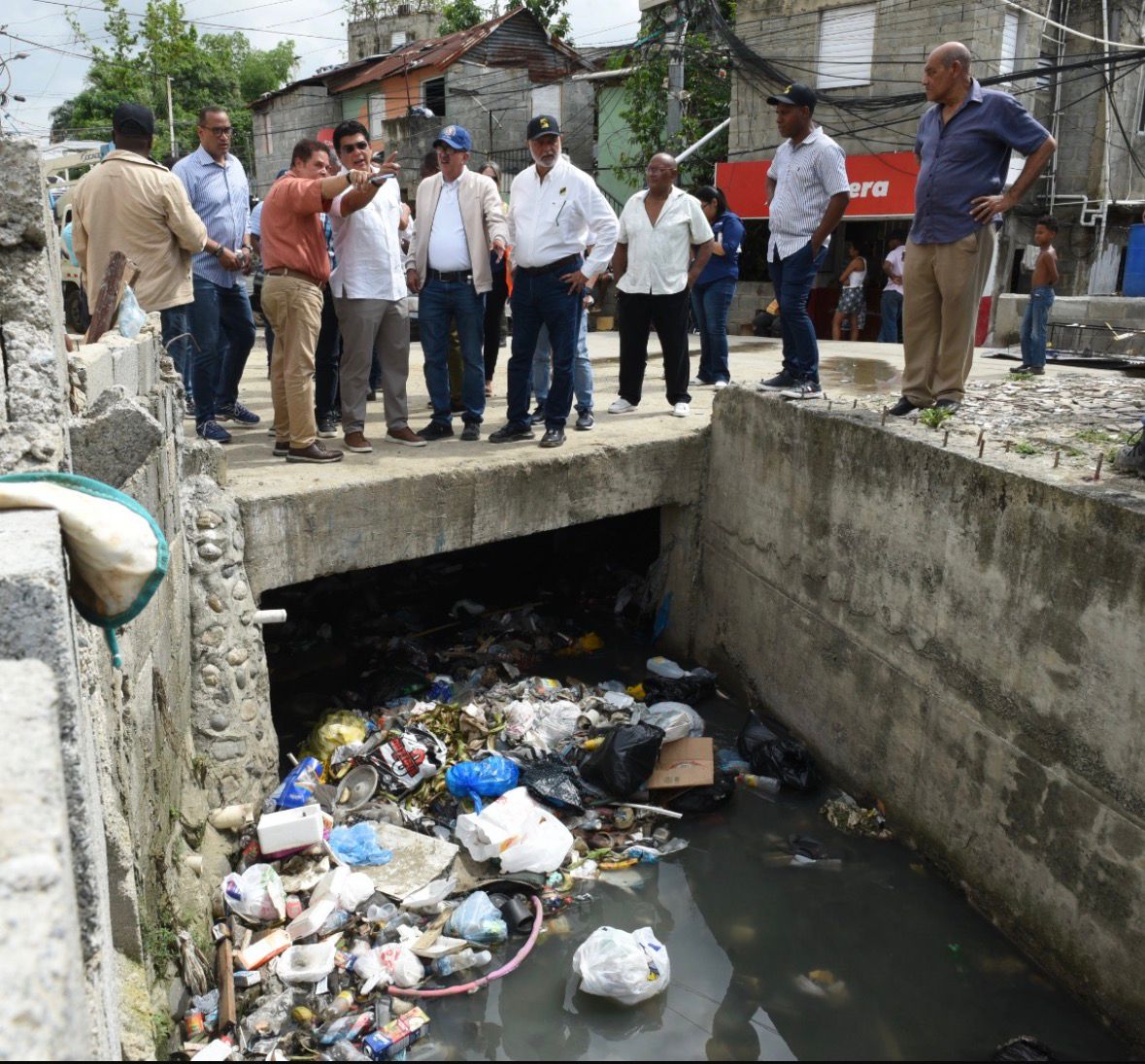 Fellito Suberví asegura CAASD pondrá fin a inundación cañada Juan Valdez en Los Ríos; pide a ciudadanos no afectar resultados con basura