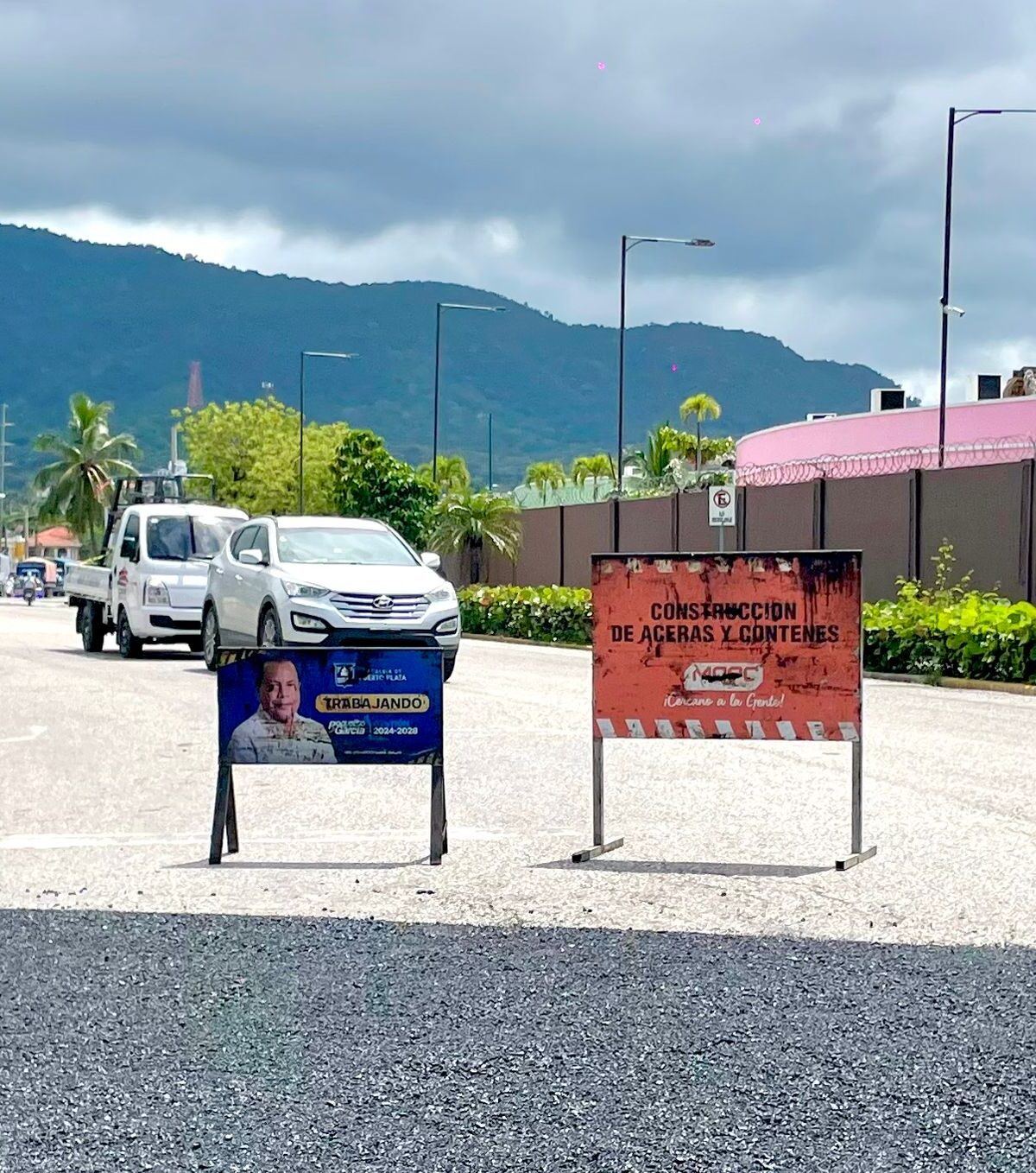 Puerto Plata acelera mejora vial con operativo conjunto entre Alcaldía y Obras Públicas