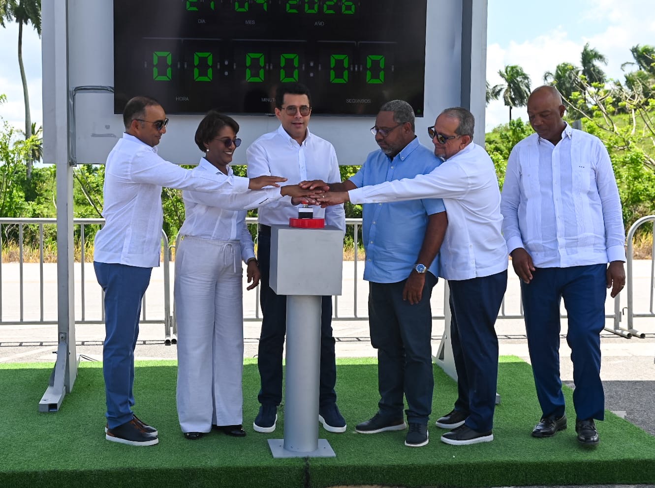 Infraestructura vital para el Este: Collado inicia la carretera Nisibón-Uvero Alto con una inversión de RD$711 millones