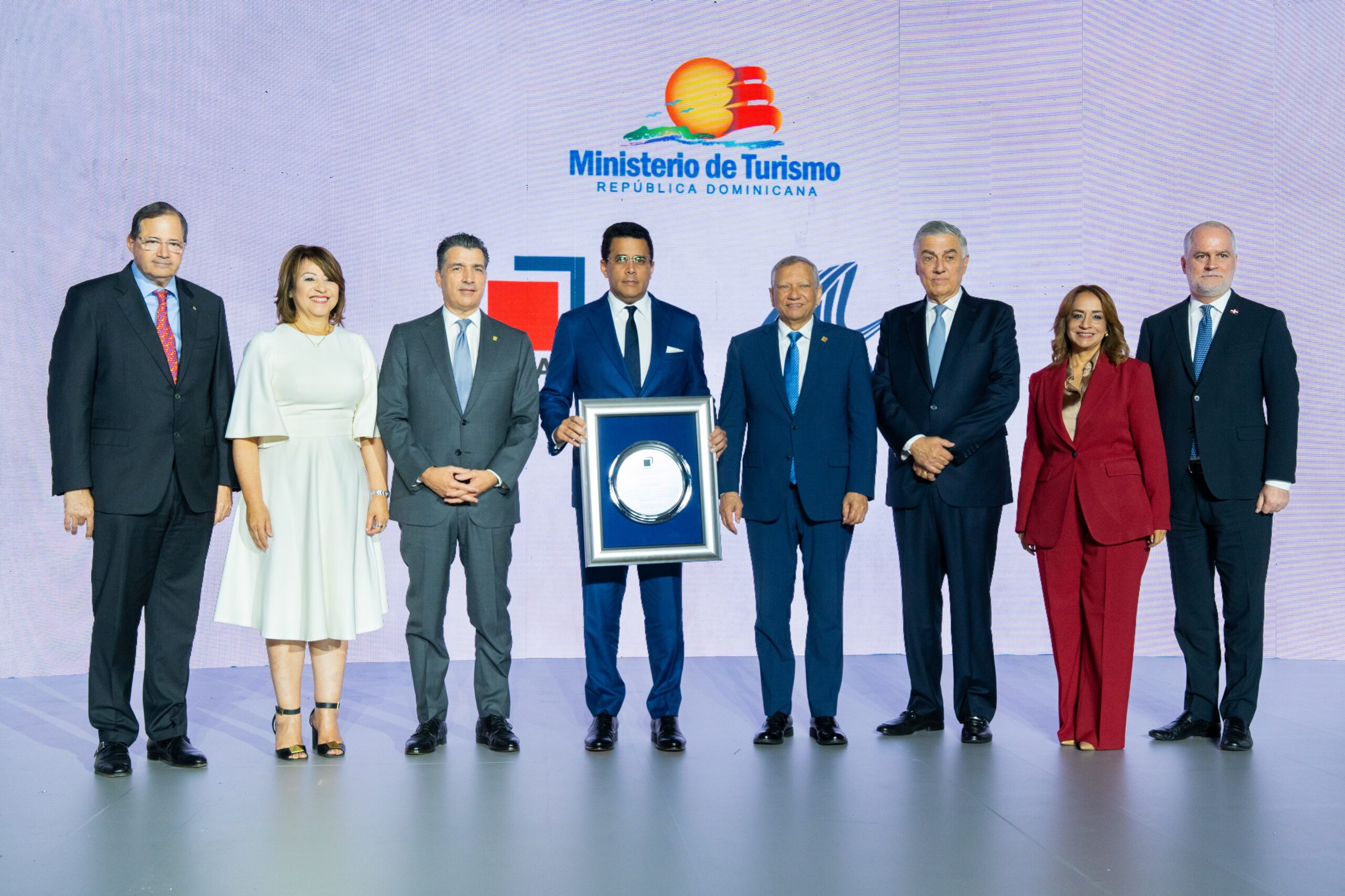 Asonahores y ABA destacan a la banca como motor clave del crecimiento turístico