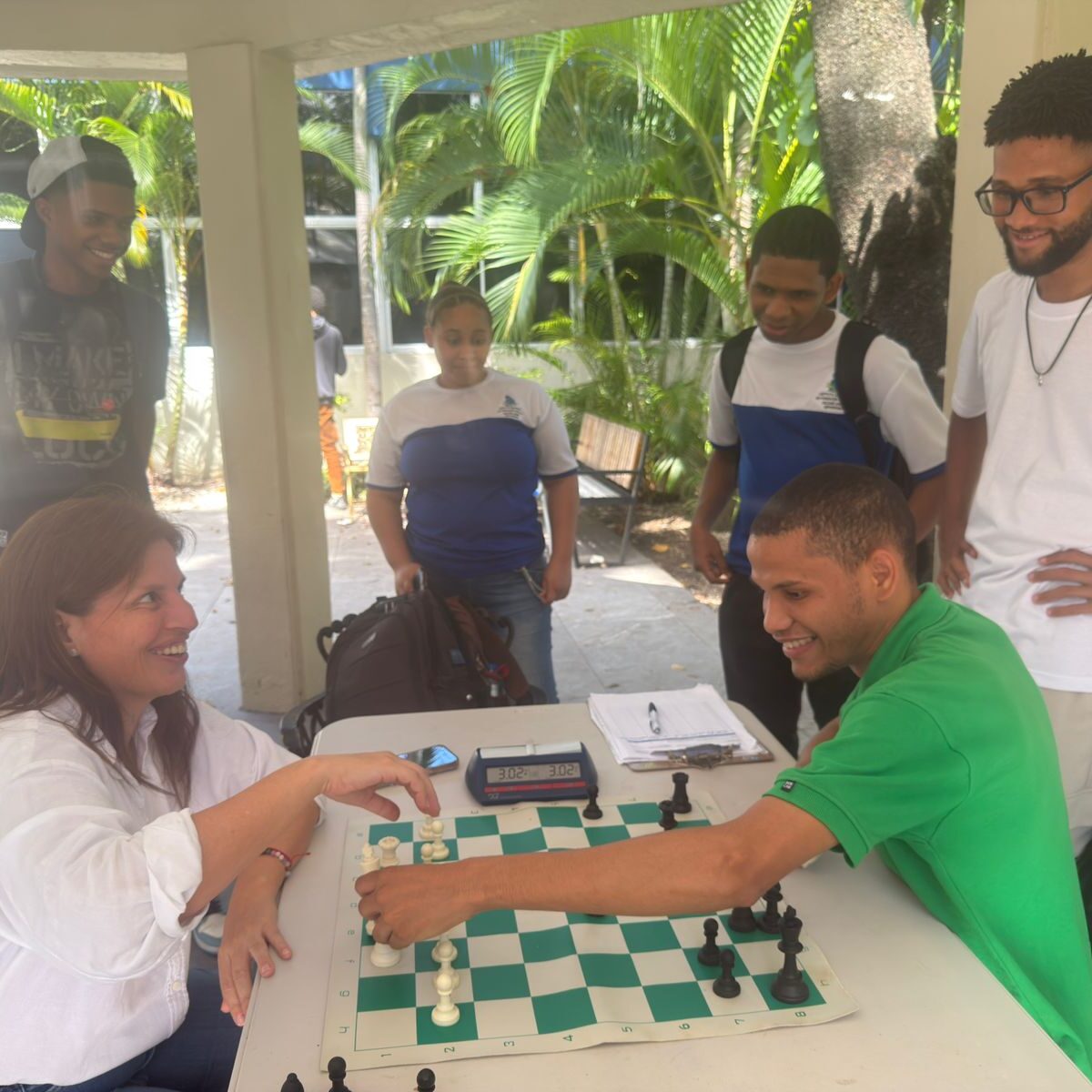 Gran Maestra ecuatoriana Martha Fierro elogia la excelencia académica del ISFODOSU