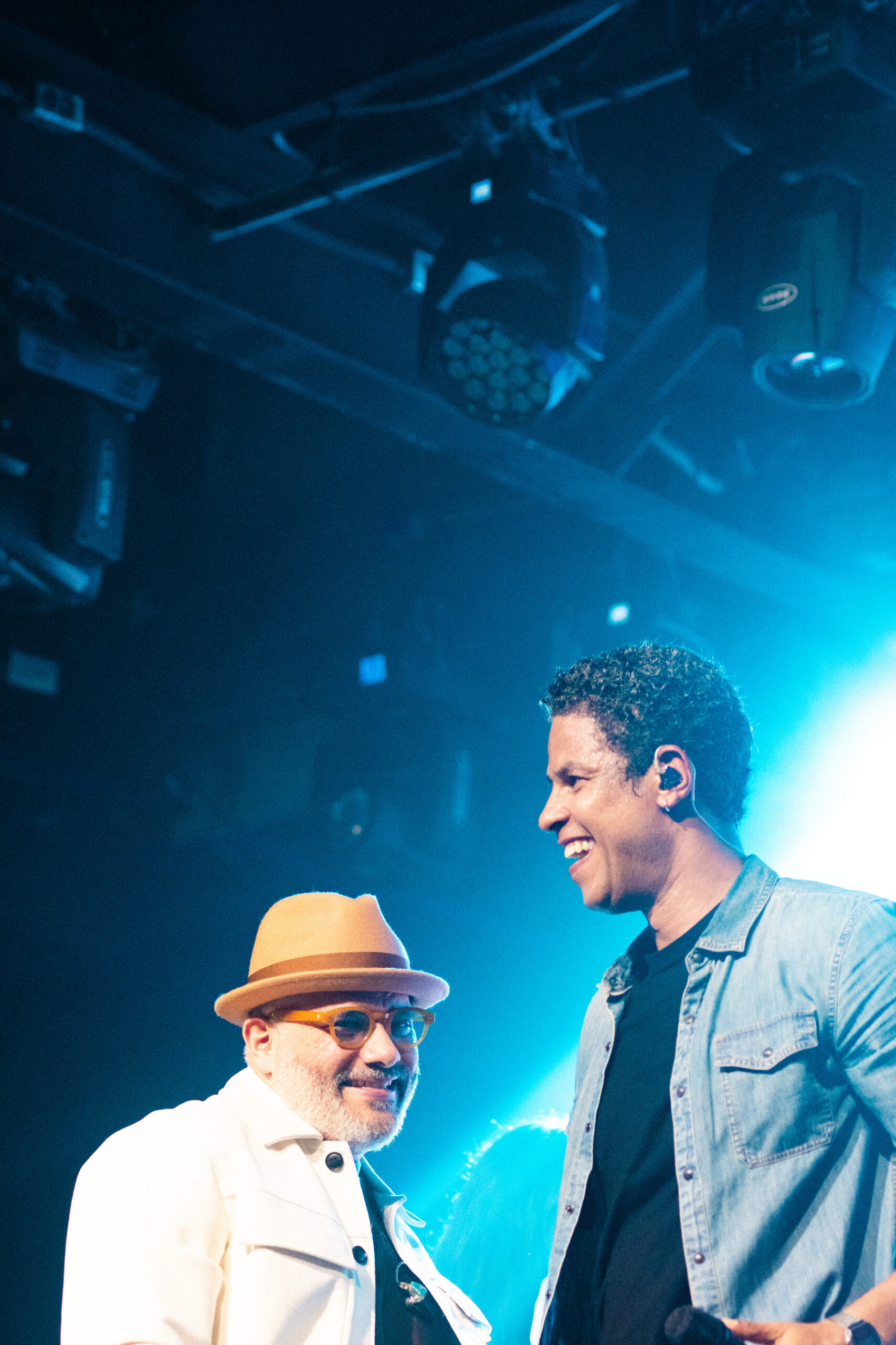 Pavel Núñez y Transfusión encienden “Cultura Pop” con un debut a casa llena